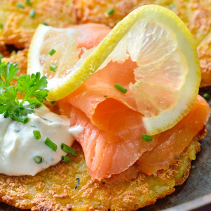 Reibekuchen mit Räucherlachs