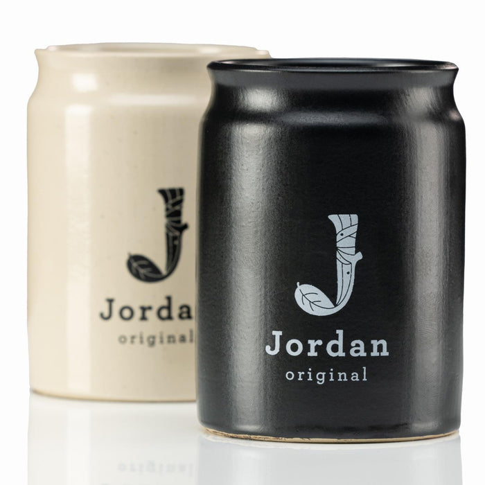 Jordan Original - Keramiktopf - matt schwarz - mit weißem Jordan Logo - mit Korkverschluss - 200ml