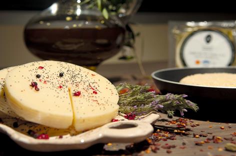 Lesbos Käserei - Olivenölkäse - Ladotyri - 230g